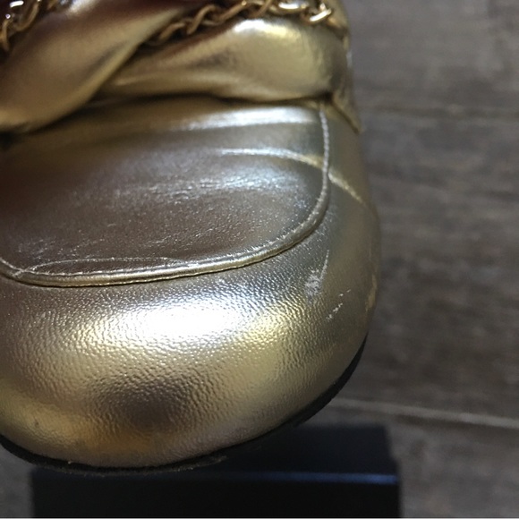 CHANEL gold metallic mule. Size 39. - Picture 13 of 16